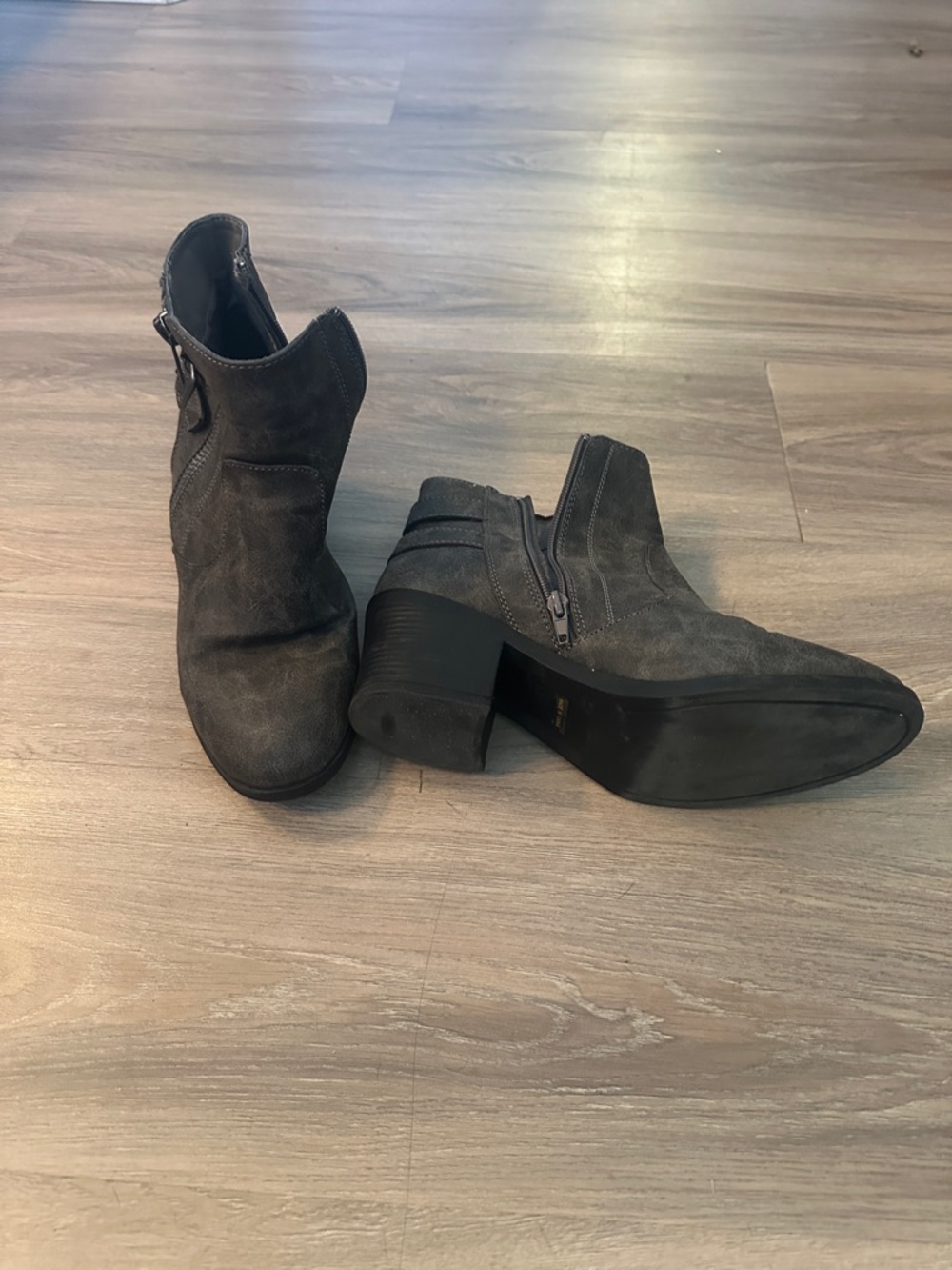WomensCharcoal Gray Suede Ankle Boots Block Heel Side Zip Casual Western Booties